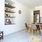 Cozy Coastal Apartment In Heraklion